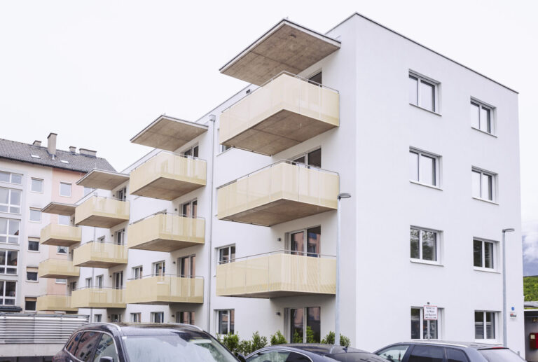 Arnoldstein: Modernes Wohnen mit Mehrwert – Schlüsselübergabe an 32 neue Mieterinnen und Mieter!