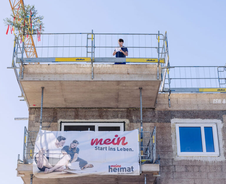 Dachgleiche in Maria Gail: meine Heimat  schafft 24 neue Wohnungen